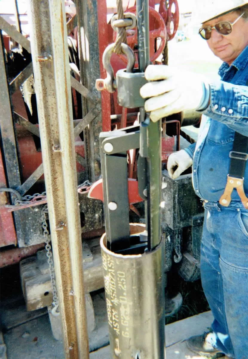 Mills Knife Perforator Mills Machine Company Inc.